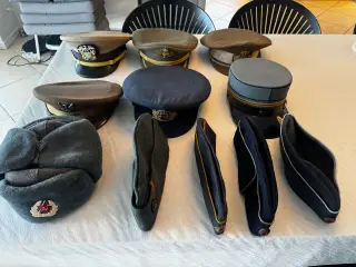 Spændende militærhistorisk hovedbeklædning til en 