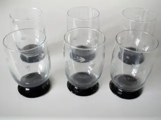 Gamle slebne glas 6 stk. klart glas med sort fod