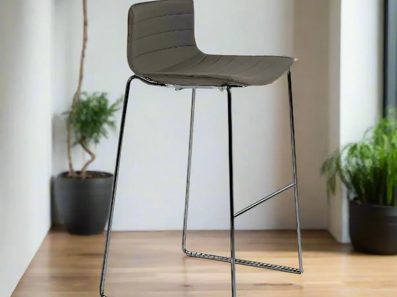 Billede 2 - Arper Catifa 46 Barstol – Grå med Krom Stel SH 80 cm
