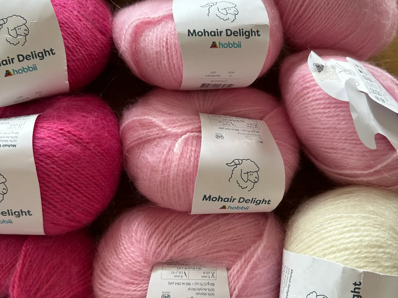 Billede 1 - 548 g. Mohair Delight. Røgfrit