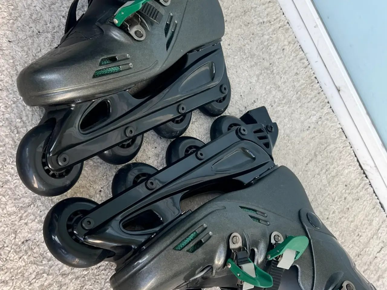 Billede 1 - Skates rulleskøjter str 44 grøn/sort