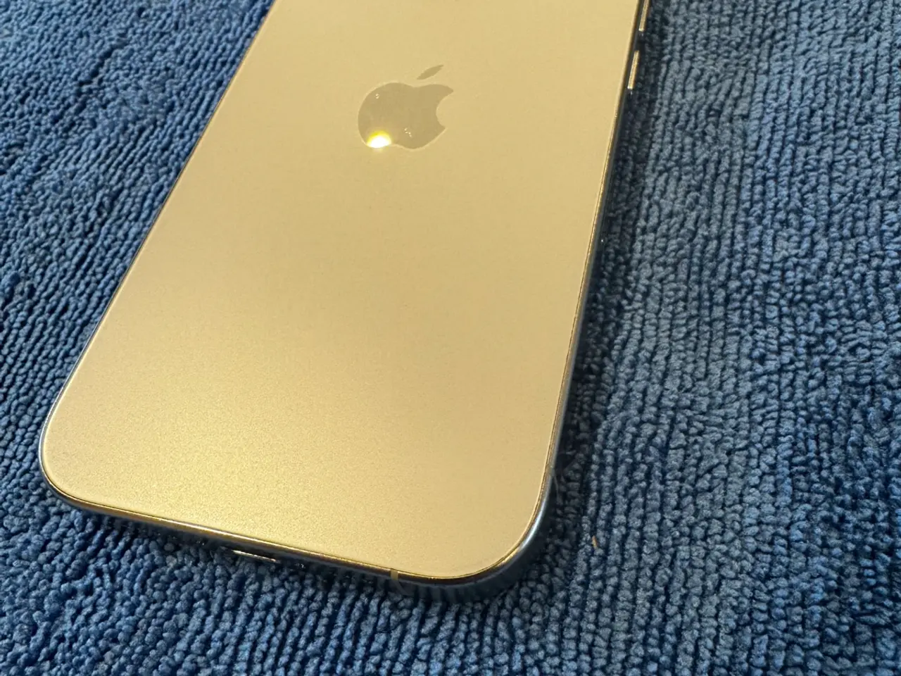 Billede 3 - iPhone 15 Pro | Ny Skærm | 100% batteri
