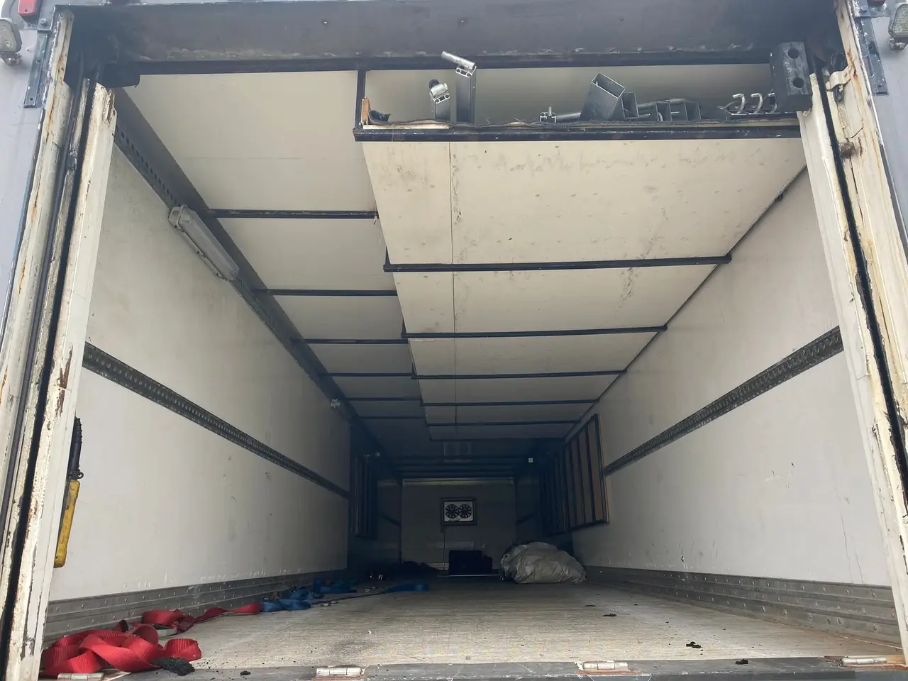 Billede 10 - Volvo FH12 med Wilson trailer og telt