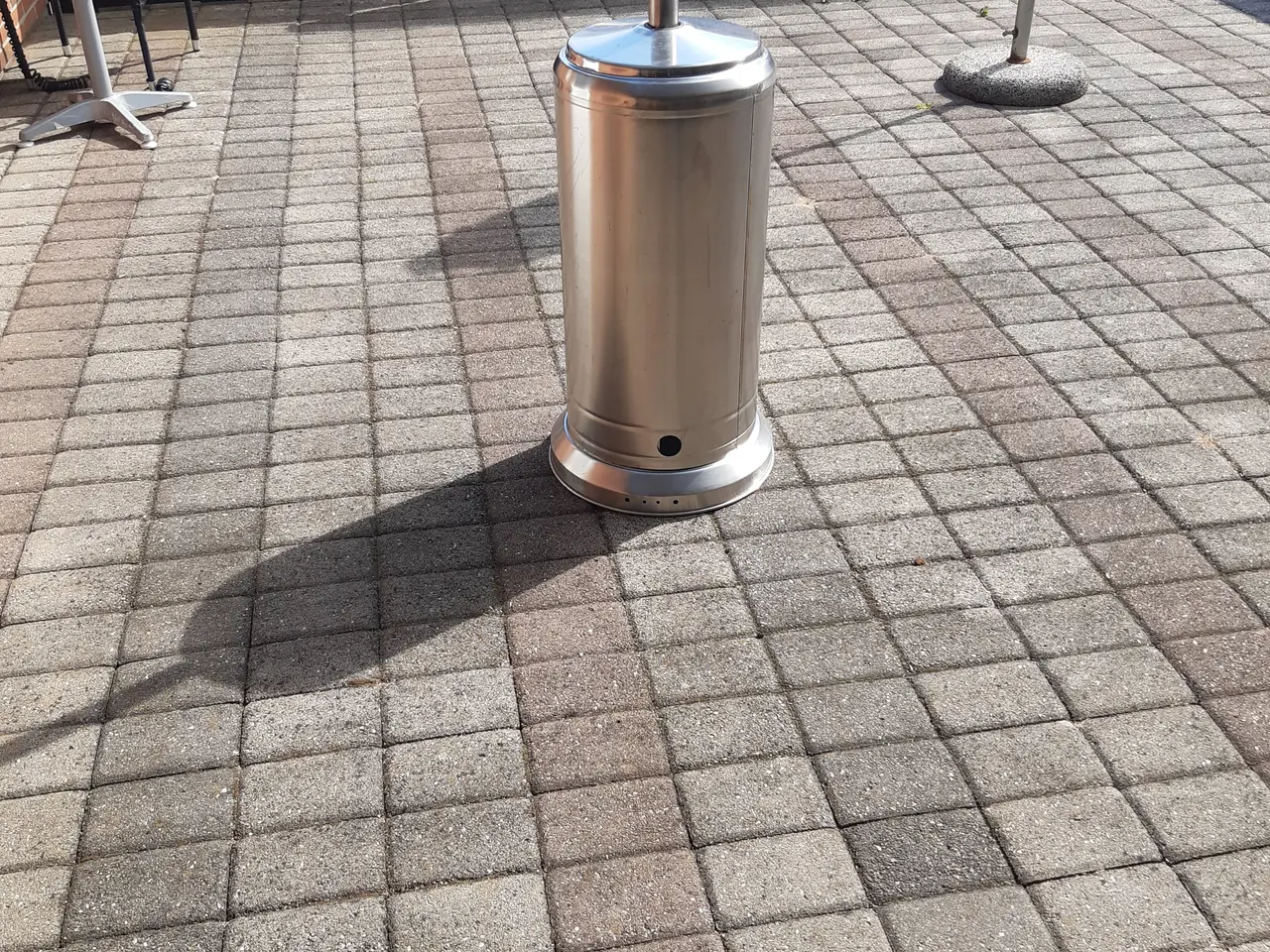 Billede 3 - Terrasse varmer gas bud ønskes