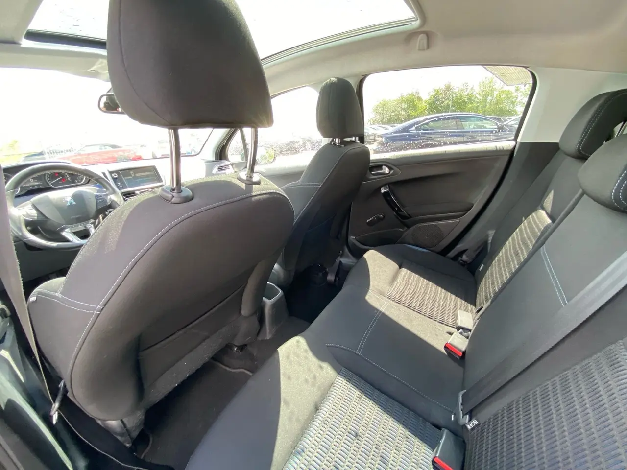 Billede 10 - Peugeot 208 1,2 VTi Allure Sky 82HK 5d