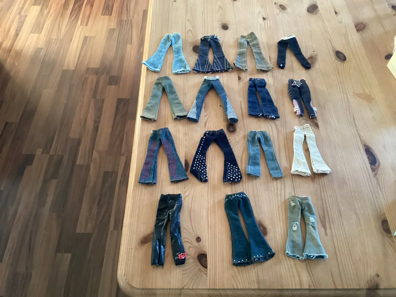 Billede 8 - Bratz,  Dukker, Hest, Tøj og Sko