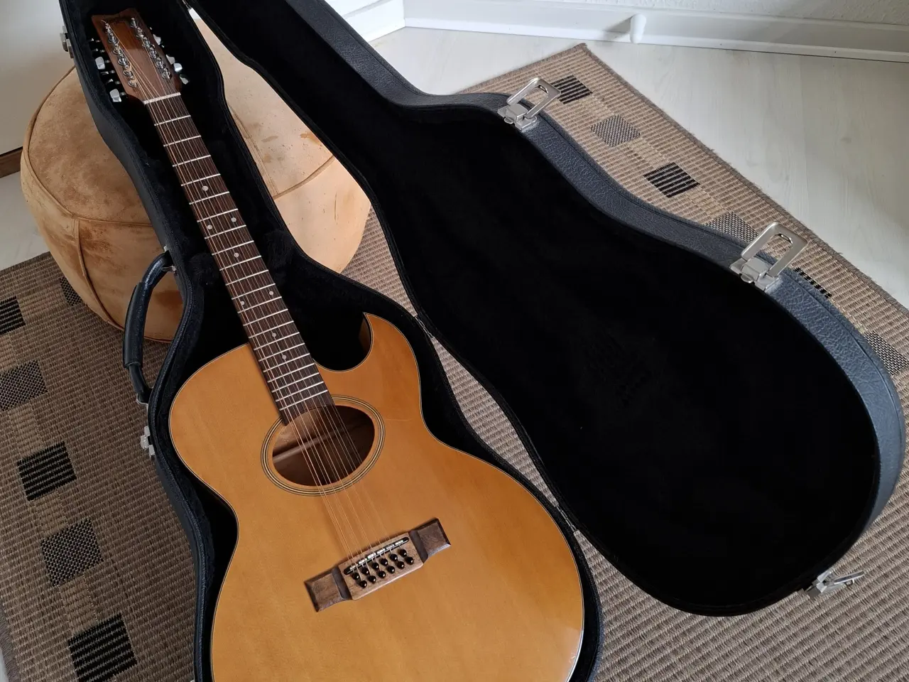 Billede 1 - Vintage Washburn guitar, halvakustisk, EA-40 12 st