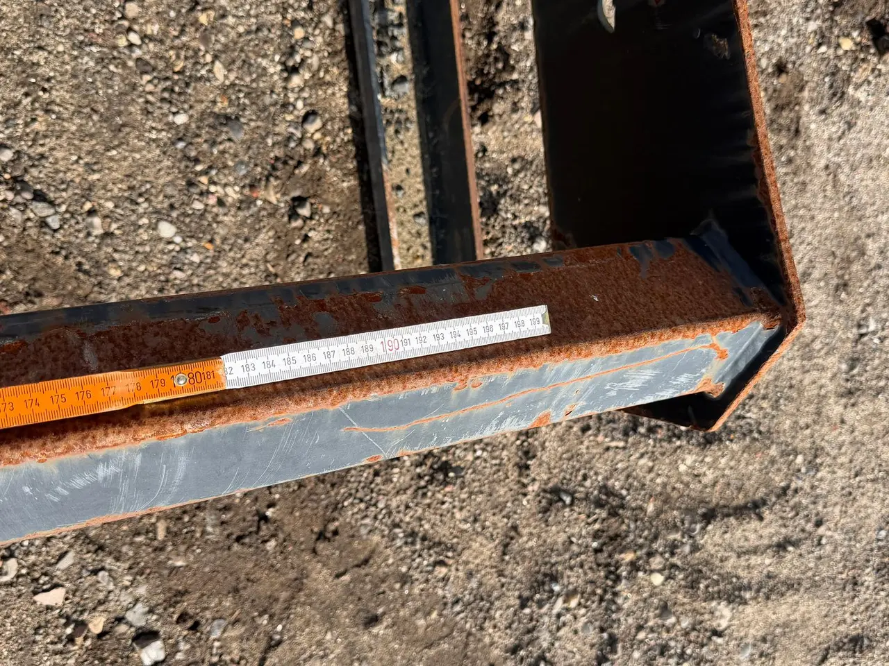 Billede 6 - - - - Skovlstativ 210 cm bredt