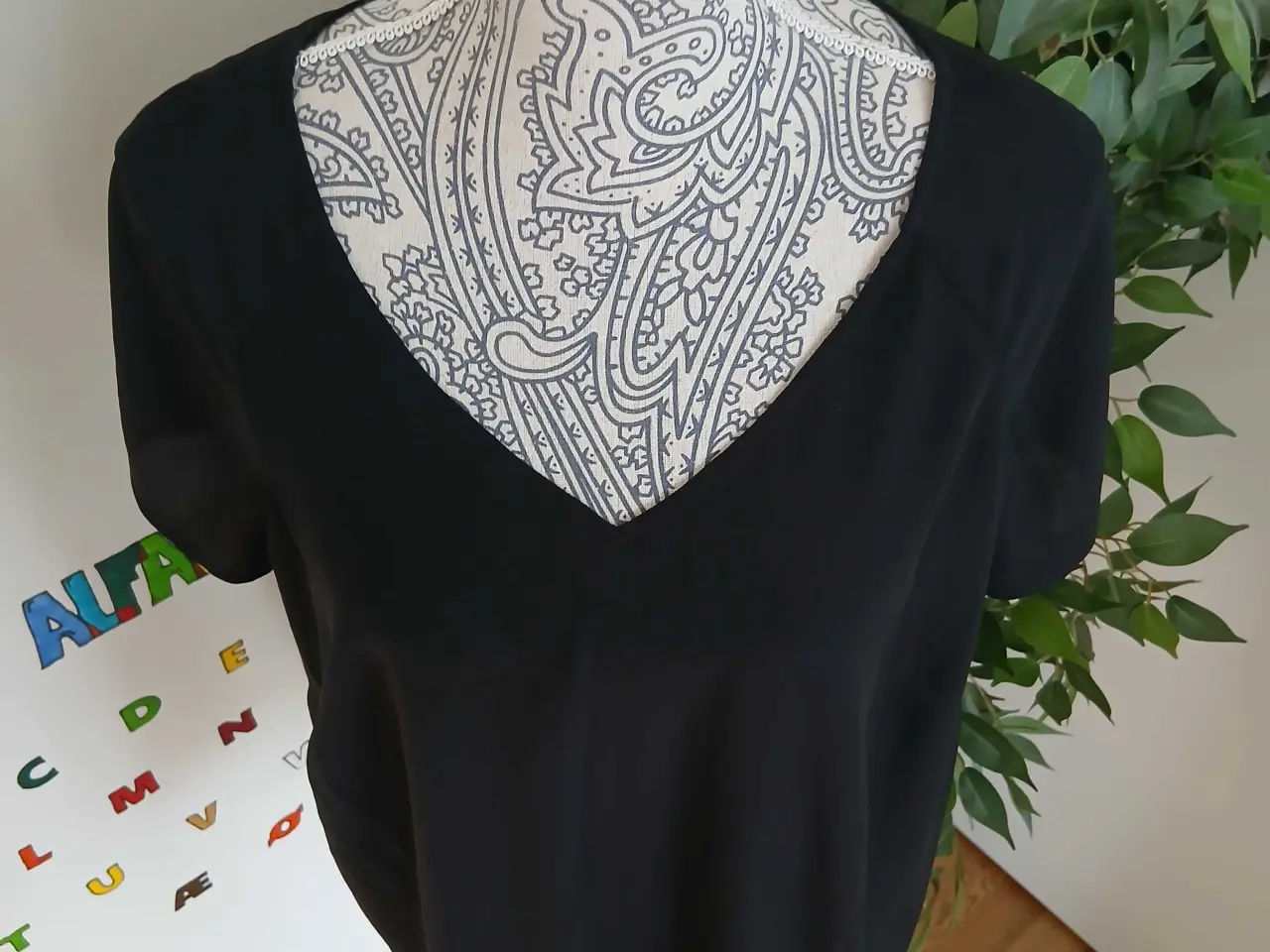 Billede 2 - Top. Any Way. Medium/38