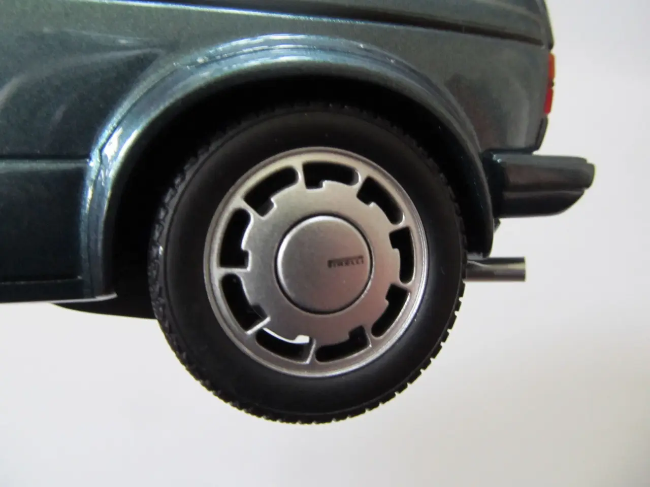 Billede 6 - 1983 VW Golf 1 GTI Pirelli 1:18