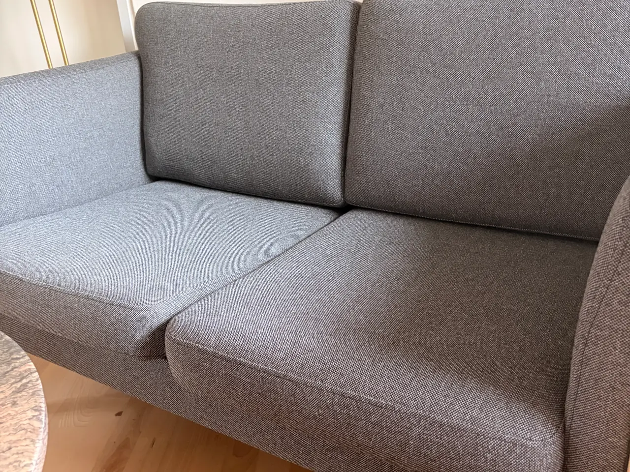Billede 3 - sofa i antrasit 2 personer