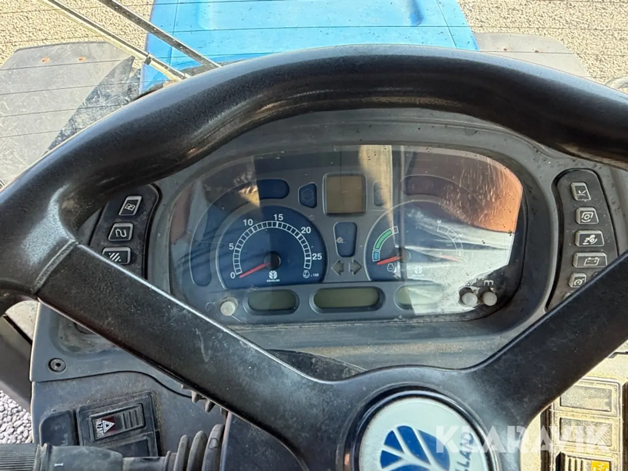 Billede 11 - Traktor New Holland Tvt190