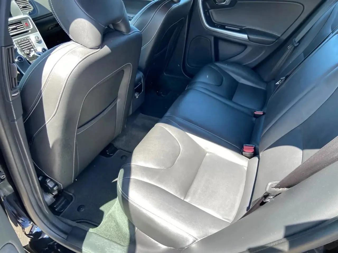 Billede 7 - Volvo V60 2,0 D2 Momentum 120HK Stc 6g Aut.