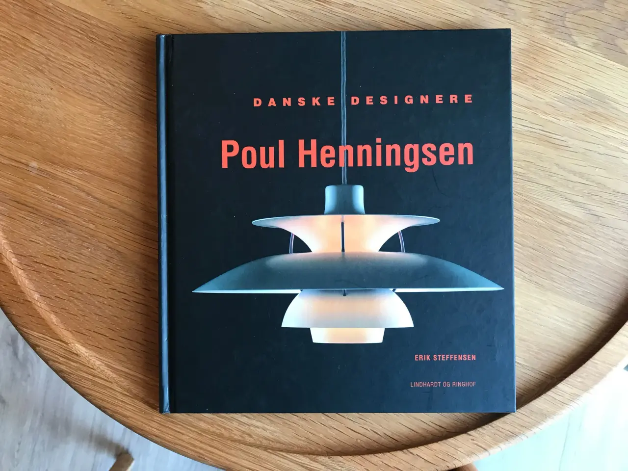 Billede 1 - Poul Henningsen - Danske Designere