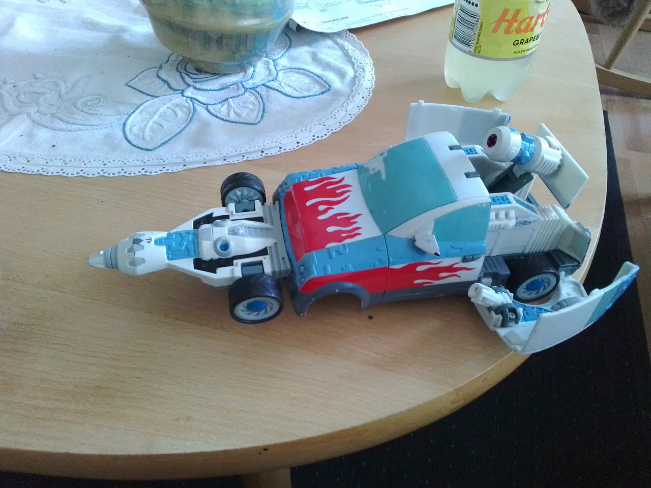 Billede 4 - Bil der kan omformes. "Transformers"