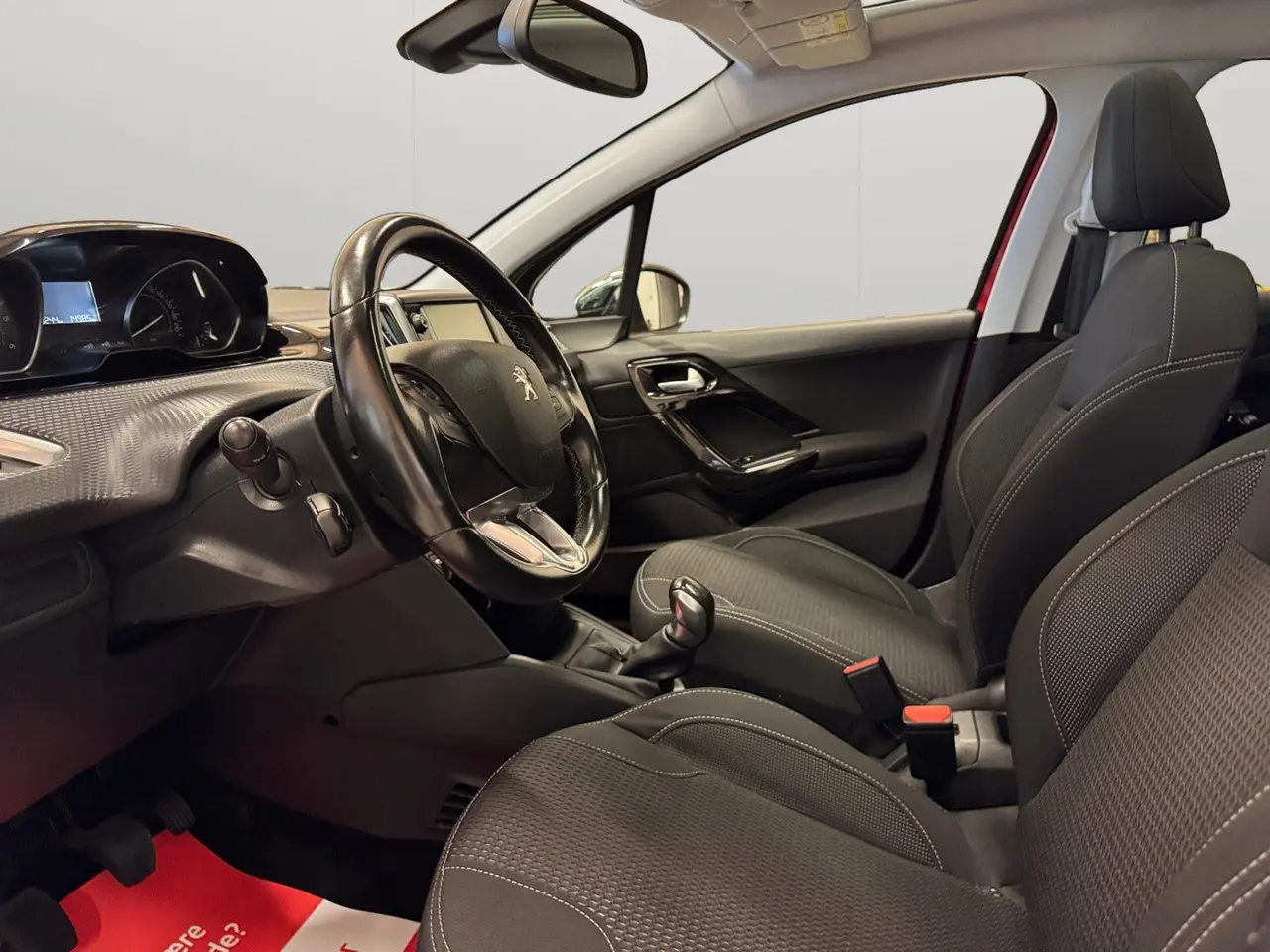Billede 5 - Peugeot 208 1,6 BlueHDi 100 Allure Sky