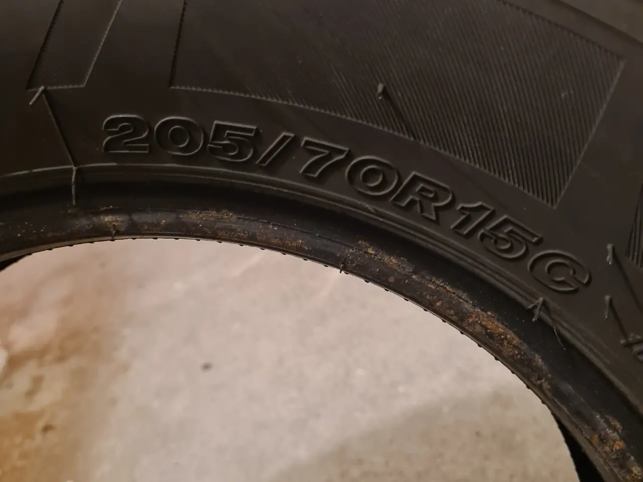 Billede 3 - Firestone 205/70R15C VANHAWK 2