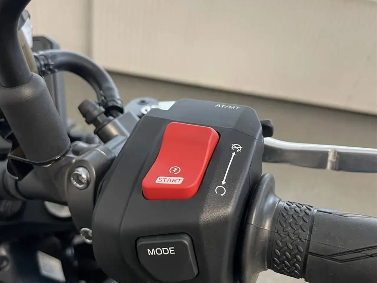 Billede 6 - Yamaha MT-09 Y-AMT - Tech Black