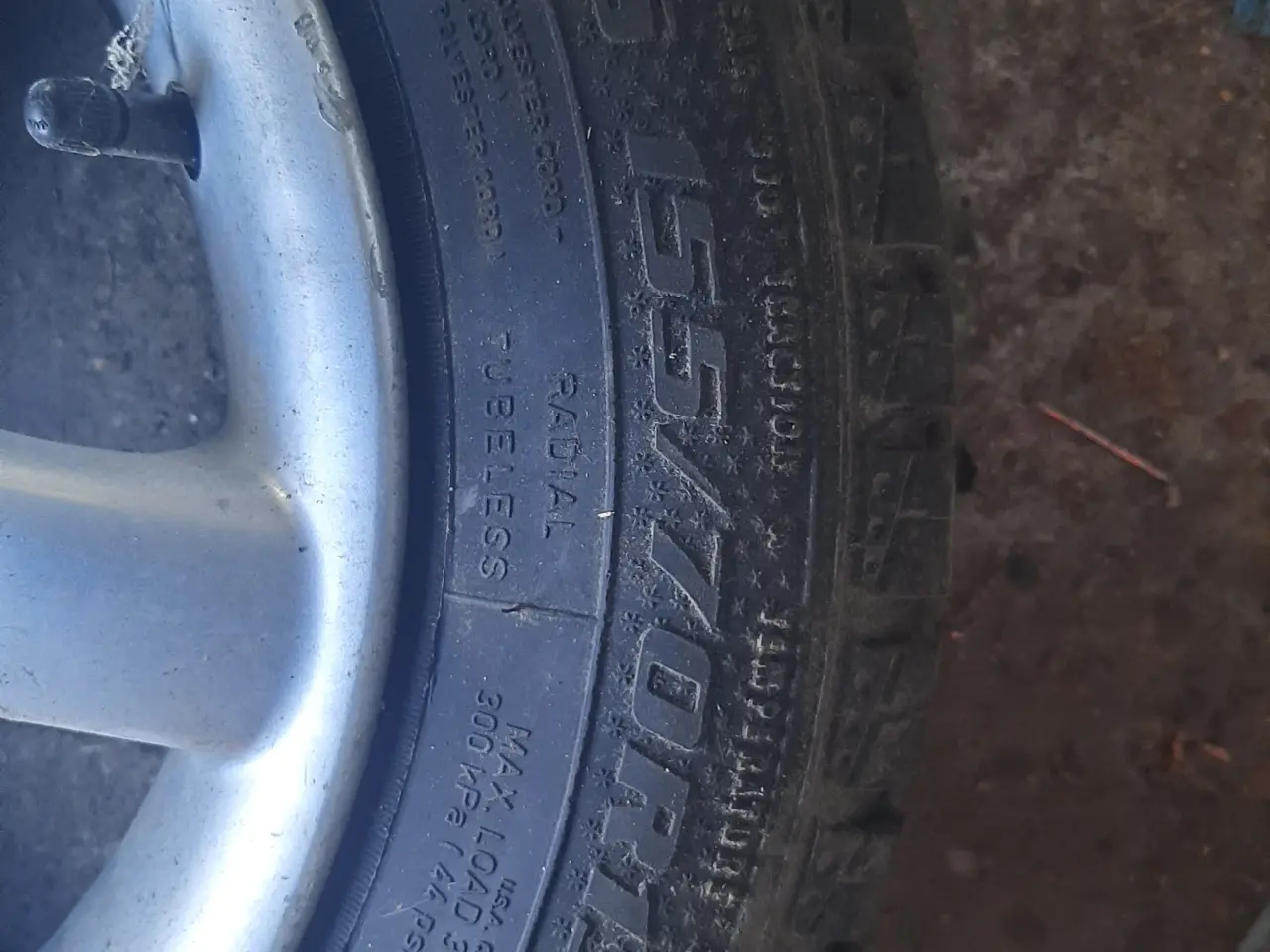 Billede 2 - Alufælge 4x114,3 vinterdæk