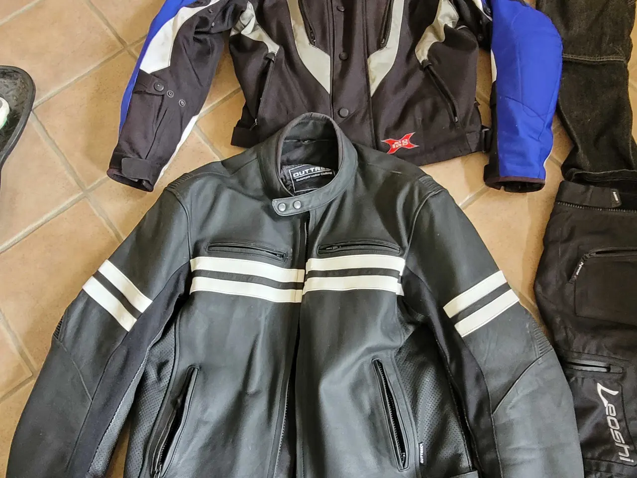Billede 3 - MC tøj mm.Str XL