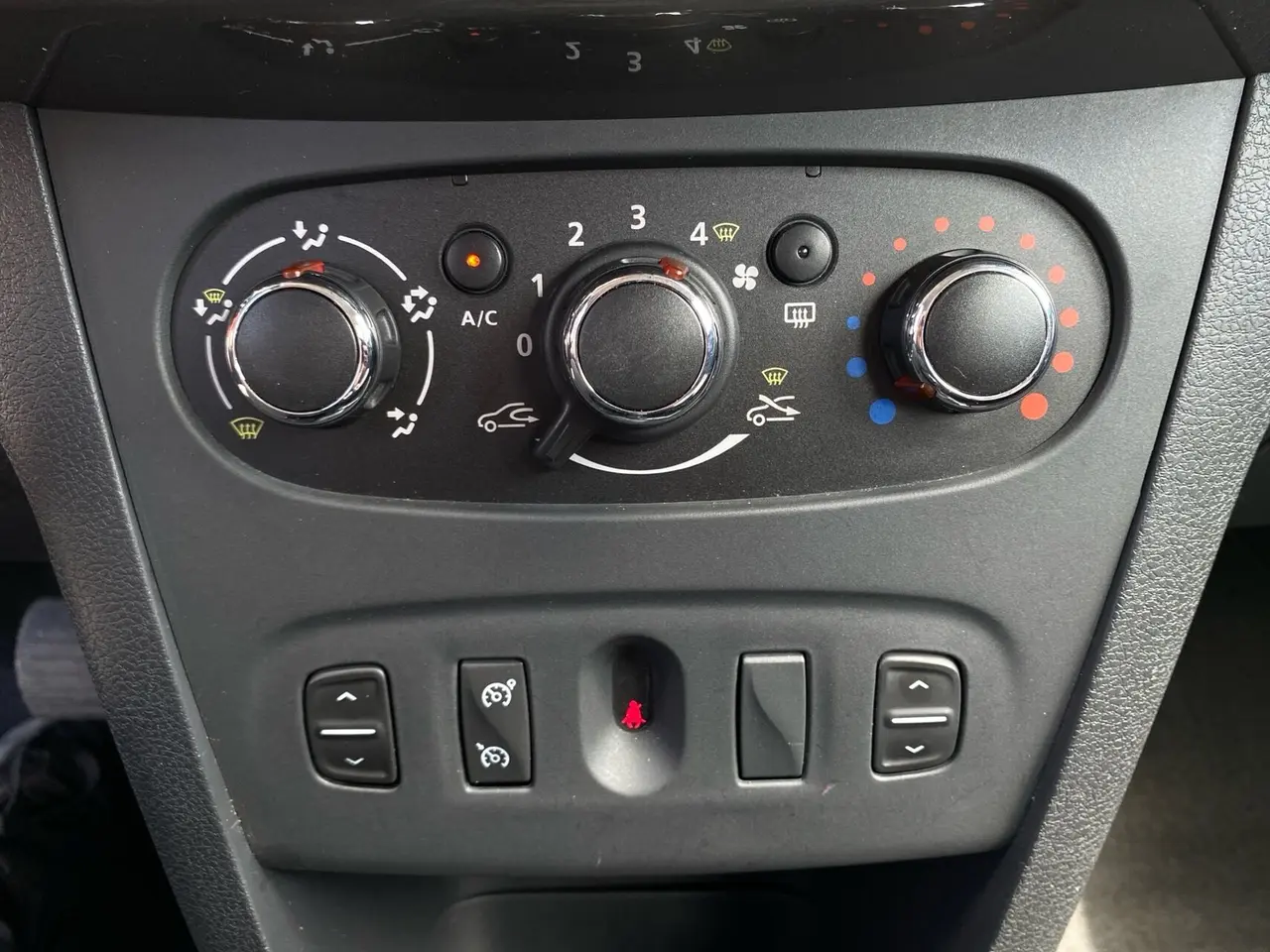 Billede 11 - Dacia Sandero 0,9 Tce Stepway Start/Stop Easy-R 90HK 5d Aut.