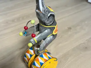 Elefant på tromme blikfigur
