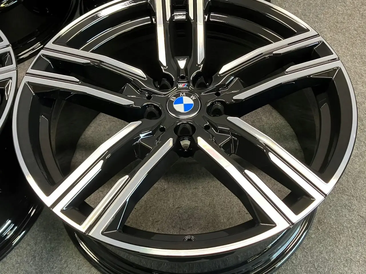 Billede 5 - ALUFÆLGE BMW 8 G14 G15 G16 727M M727 19"