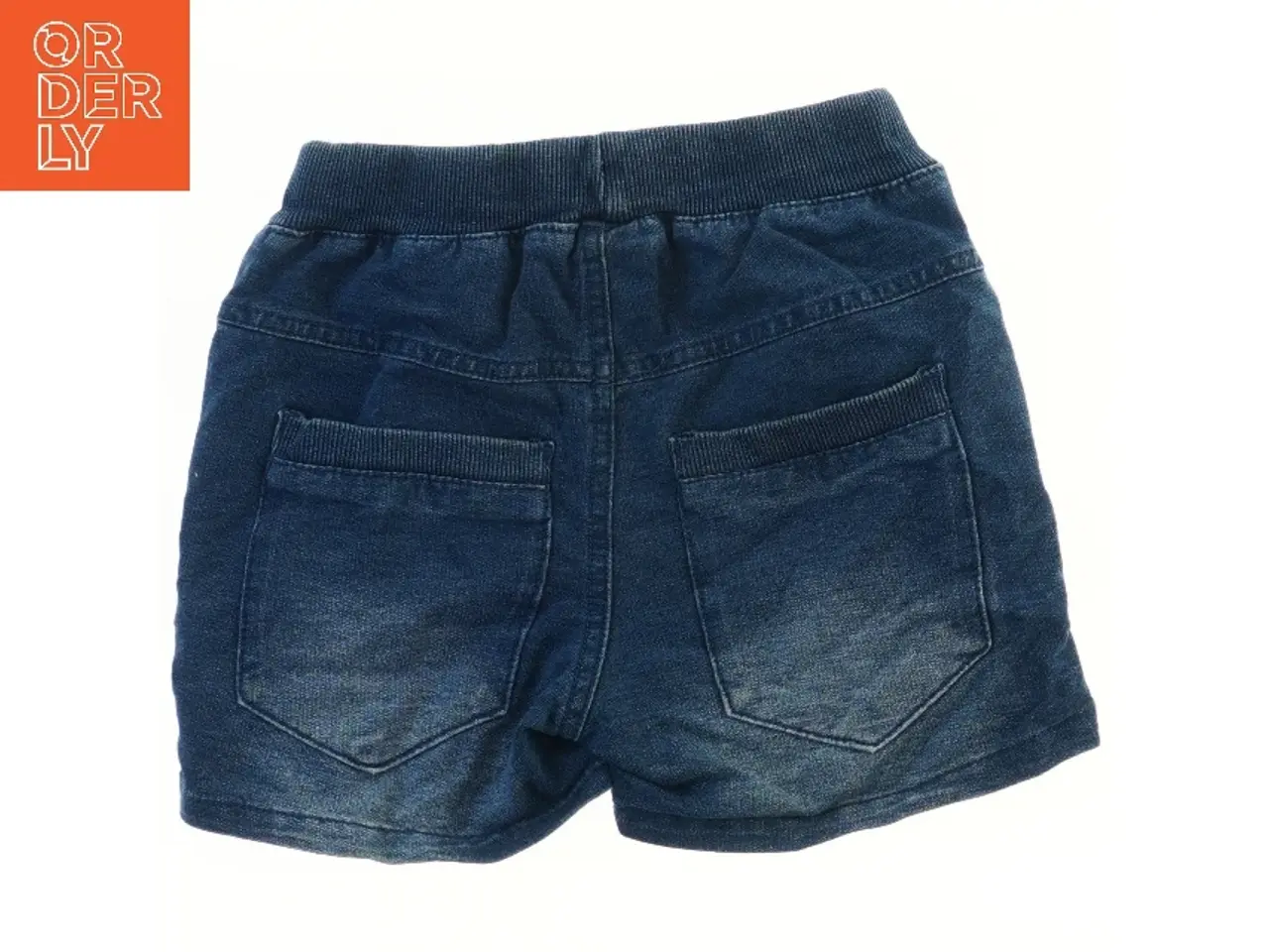 Billede 2 - Børne shorts fra Name It (str. 122)