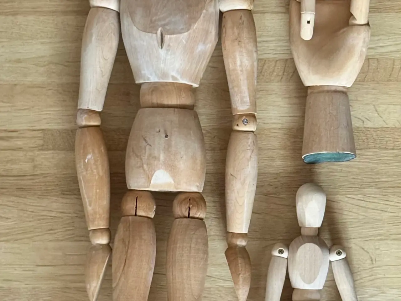 Billede 2 - 2 kg. Figurer i træ (Alle 4 sælges samlet)