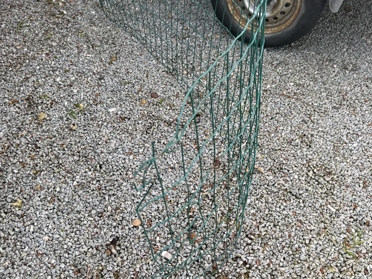 Billede 2 - Jeg sælger dette metalhegn.