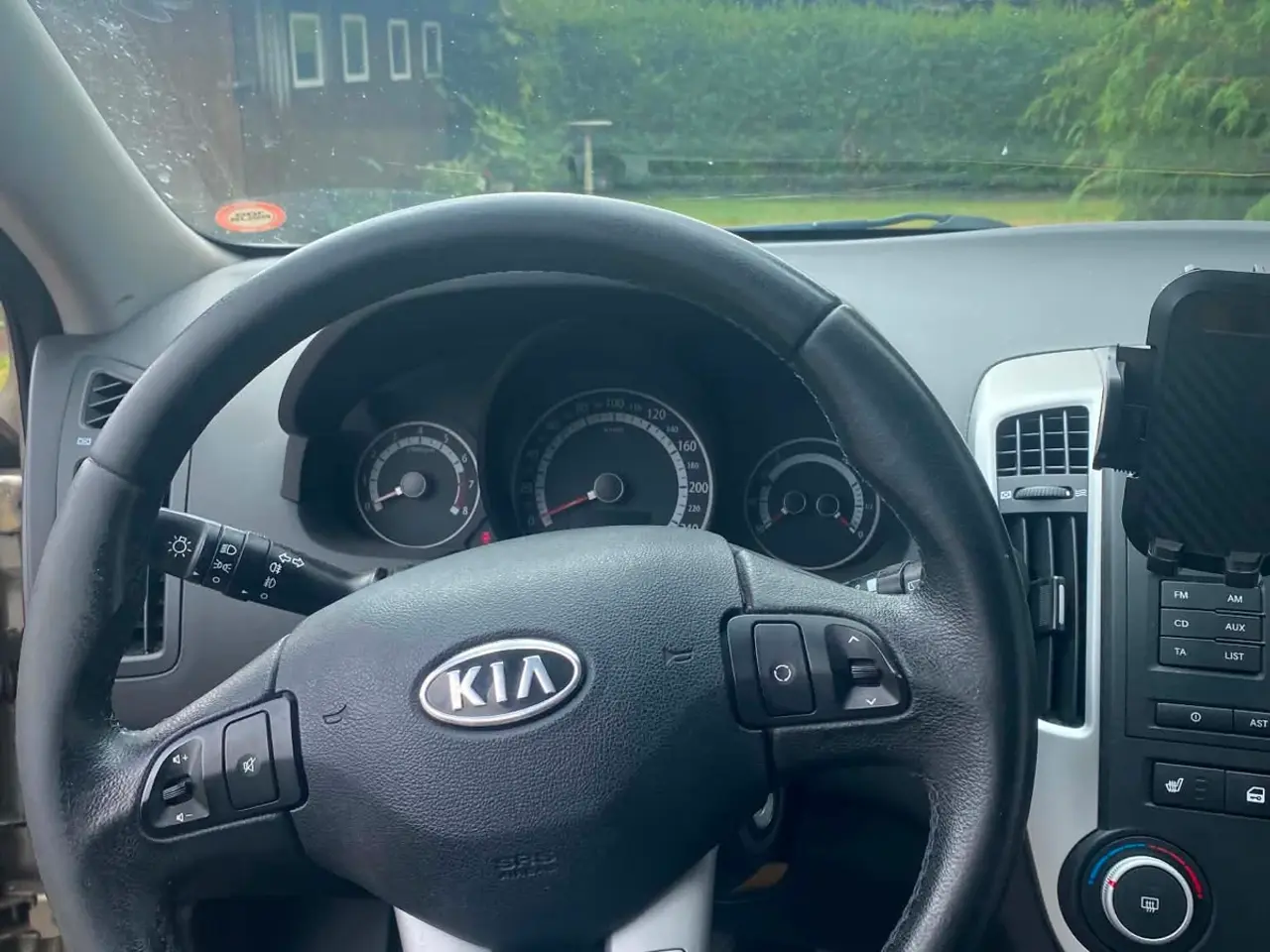 Billede 1 - Kia cee’d – praktisk og rummelig familiebil