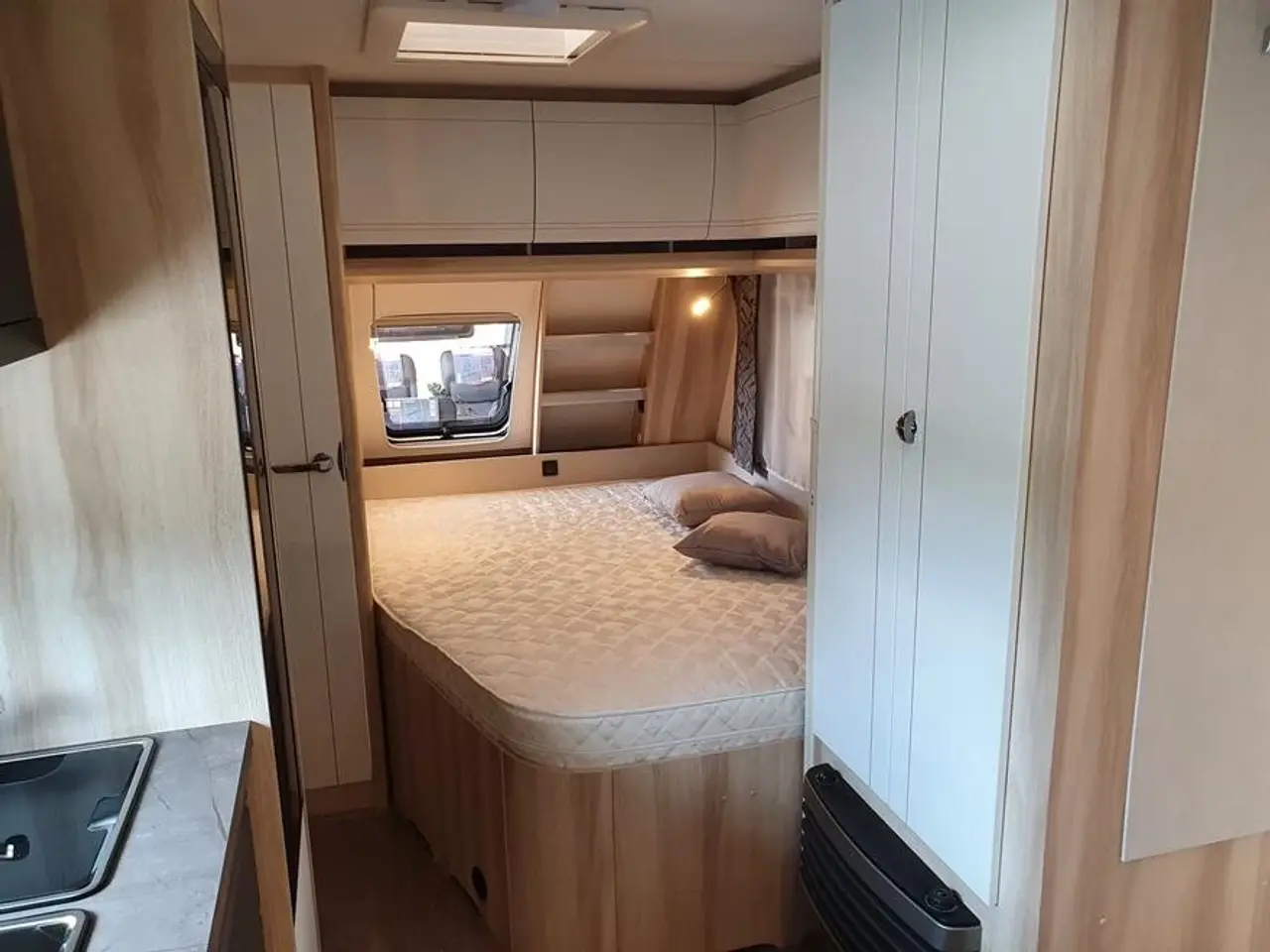 Billede 3 - Campingvogn - Hobby de luxe 460 Ufe 2024 NY