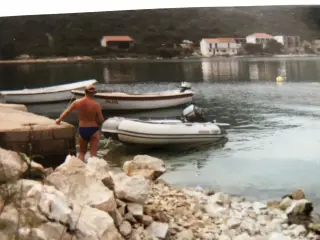 Suzumar 2,7m med gummibund+ 6HP Yamaha