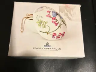 Royal bonbonniere 2012 sommerfugl og snerle