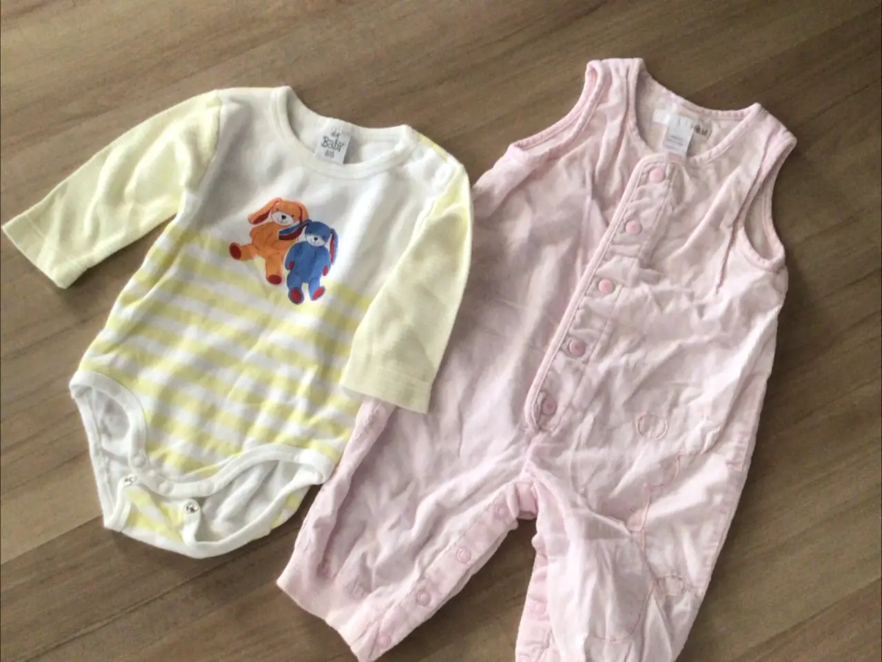 Billede 1 - Baby fløj hel dragt og body