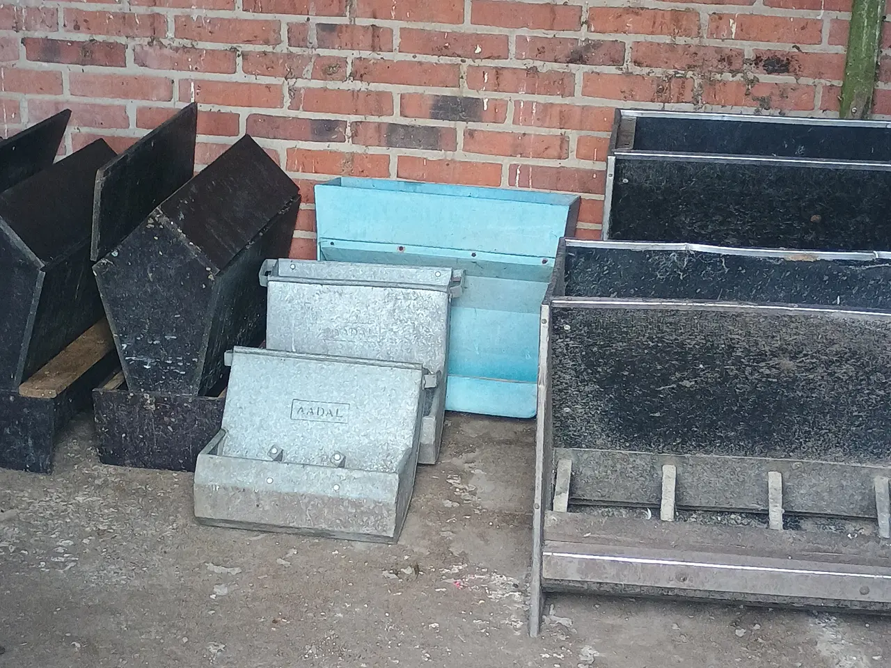 Billede 14 - Fodder/vand automater flyttesalg