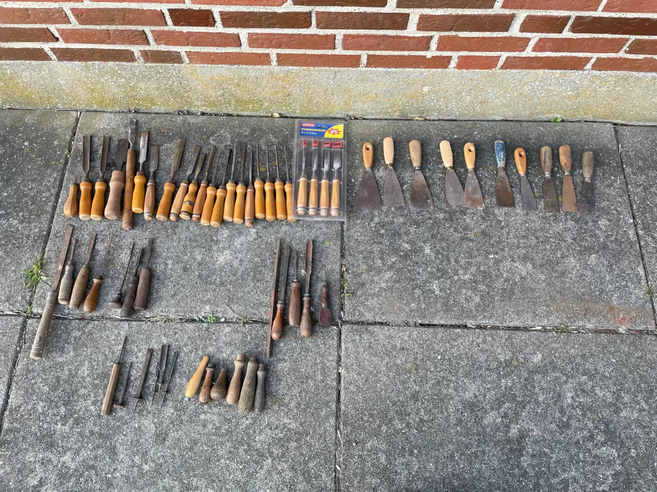Billede 1 - Træredskaber og håndværktøj