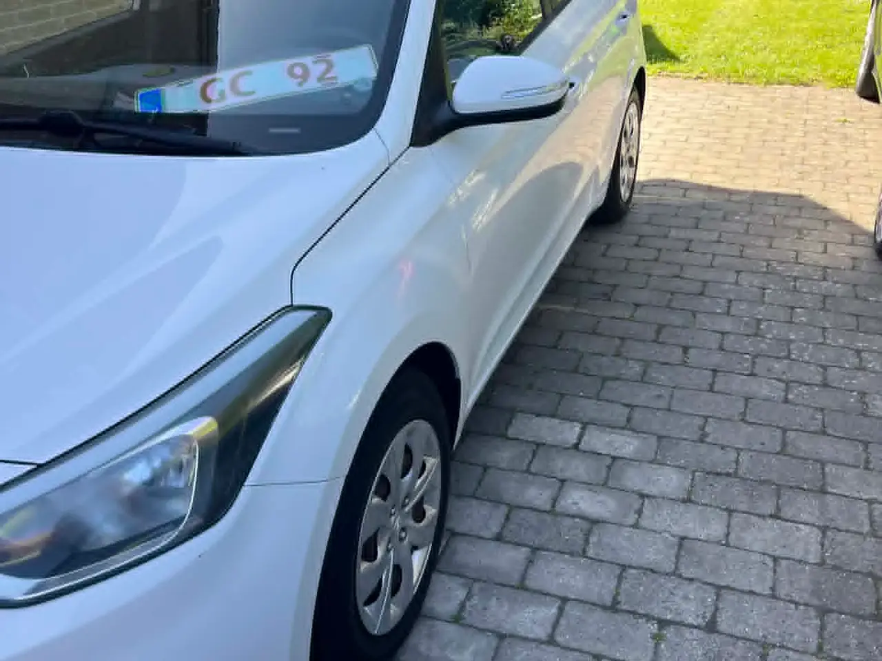 Billede 3 - Hyundi i 20 År 2015 km 63000