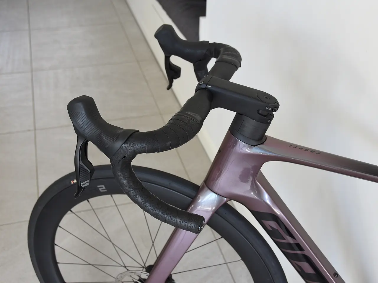 Billede 5 - giant propel advanced 1 Medium størrelse 2024