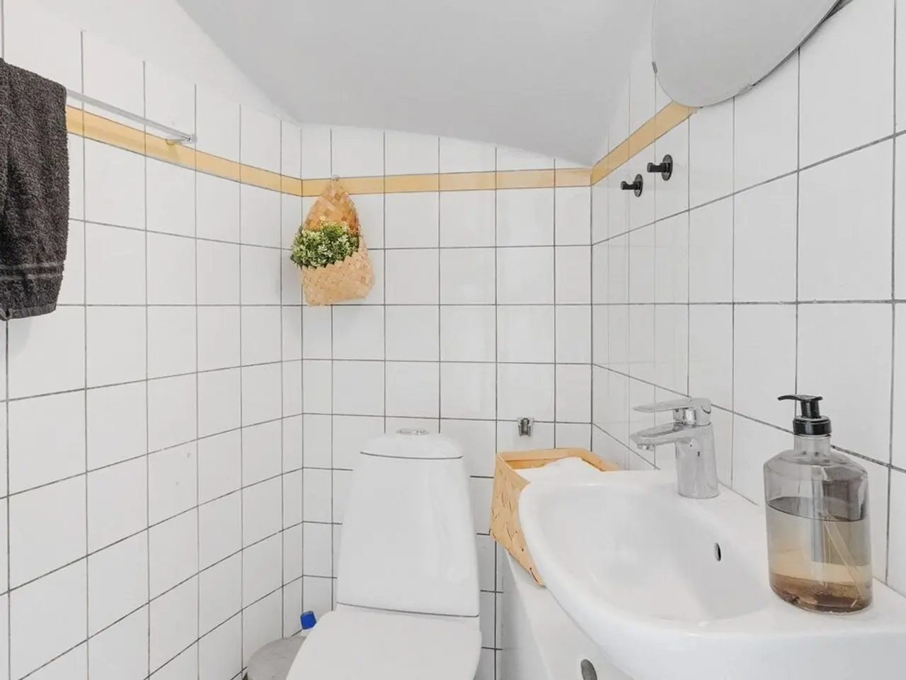 Billede 12 - EKSKLUSIVE LEJEMÅL VED FREDERIKSBERG HAVE KONTOR / KLINIK / SHOWROOM M.M.