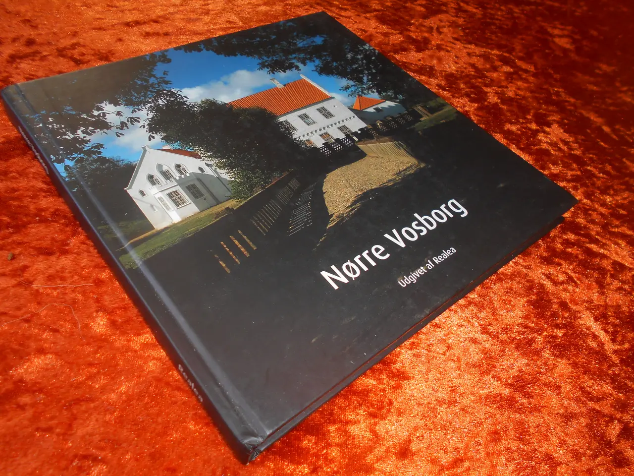 Billede 1 - Nørre Vosborg, Jette Friis O'Brôin, 