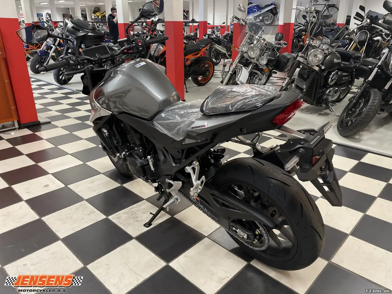 Billede 6 - Honda CB 750 Hornet E-Clutch
