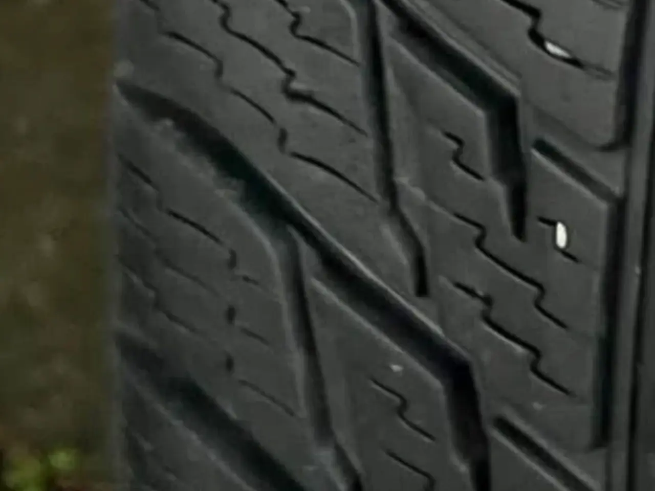 Billede 2 - Vinterdæk Nissan 215/65 R 16
