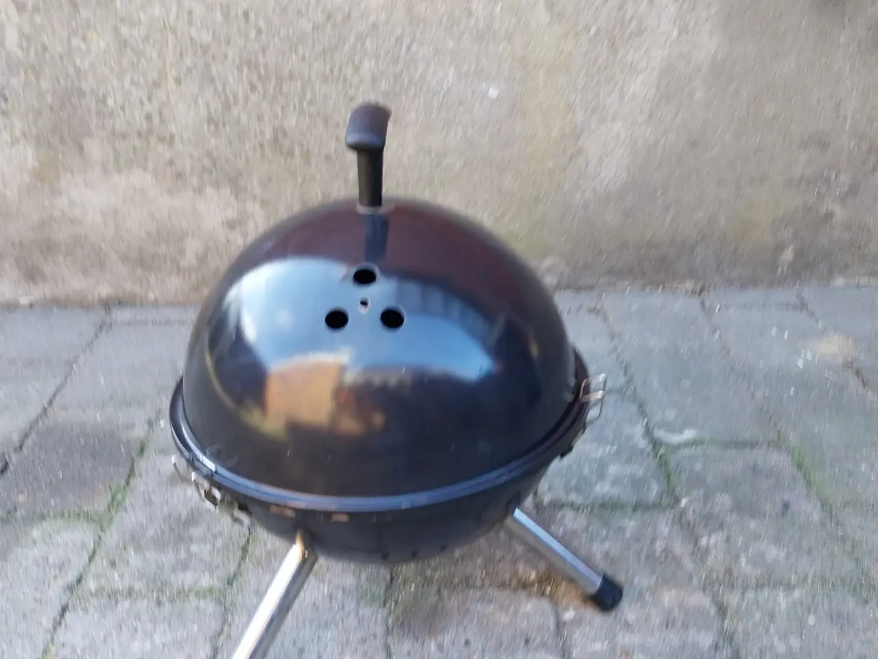 Billede 1 - Mini kuglegrill.  31 cm bred