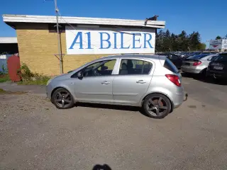 Opel Corsa 1,4 16V Cosmo