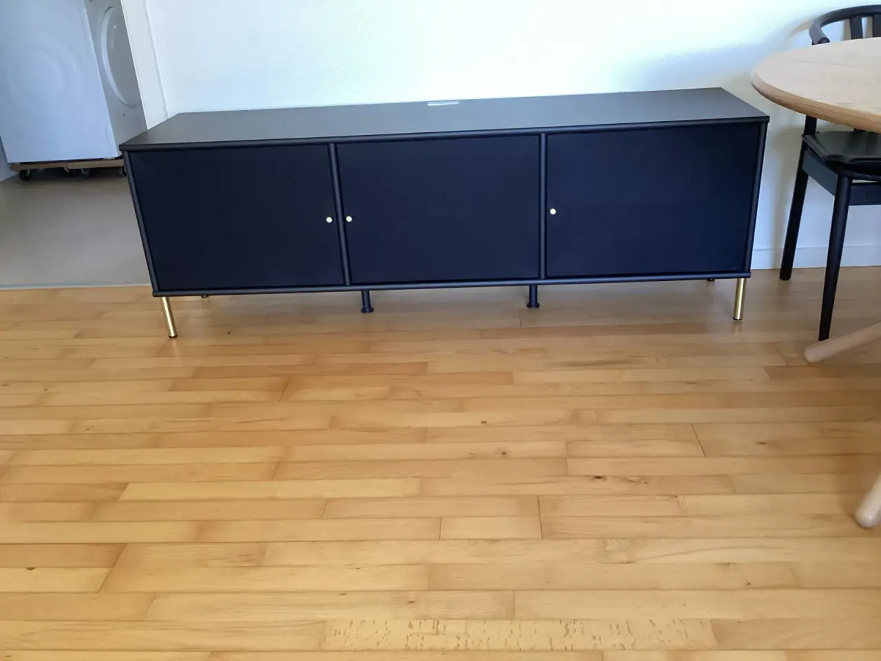 Billede 2 - Mistral TV Møbel med 3 stoflåger