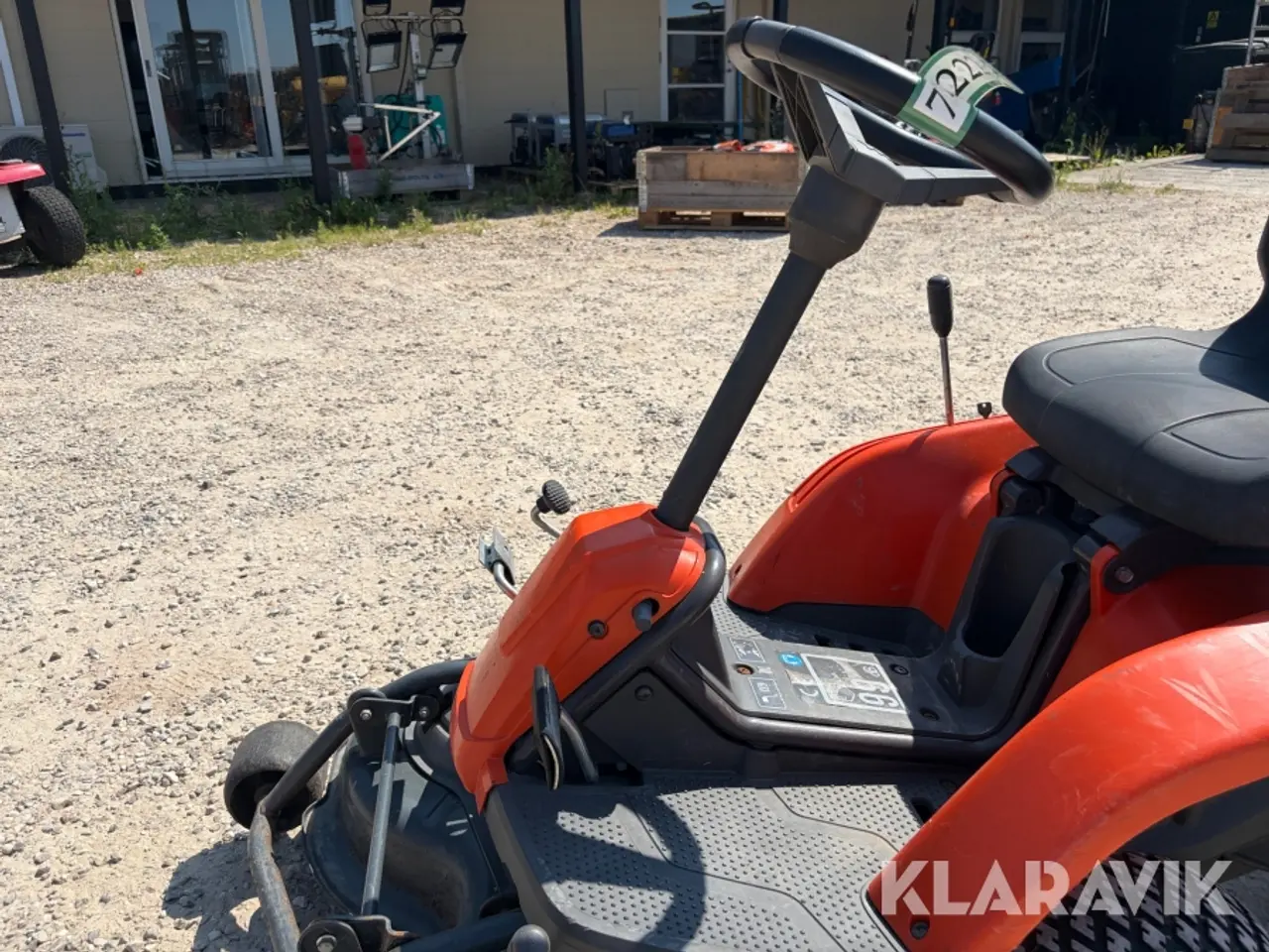 Billede 12 - Græsslåmaskine Husqvarna R111B
