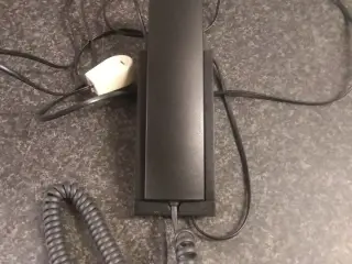 Fastnet telefoner