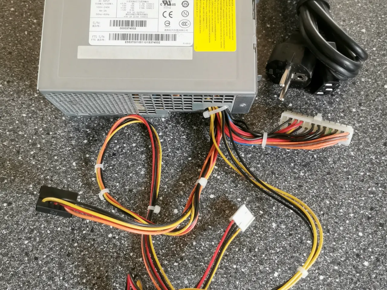 Billede 1 - 250 W Power supply