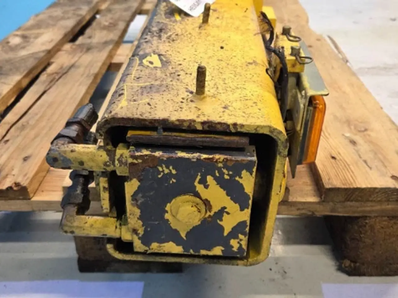 Billede 5 - New Holland LB115B Støtteben L. 87376353